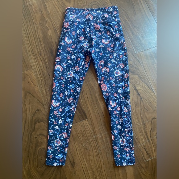 Soulcycle Soul Floral Blue Pants Leggings Size S Gym Run Spin Thick Stretch EUC - Picture 7 of 9